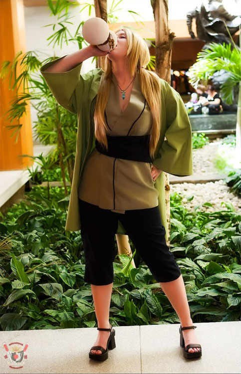 cosplay_naruto_tsunade-04.jpg